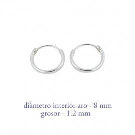 Boucles d'oreille en argent anneau homme, epaisseur 1,2 mm, diametre 8 mm. Prix par unite