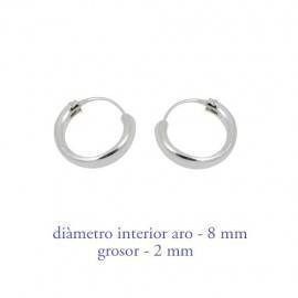 Boucles d'oreille en argent anneau homme, epaisseur 2 mm, diametre 8 mm. Prix par unite