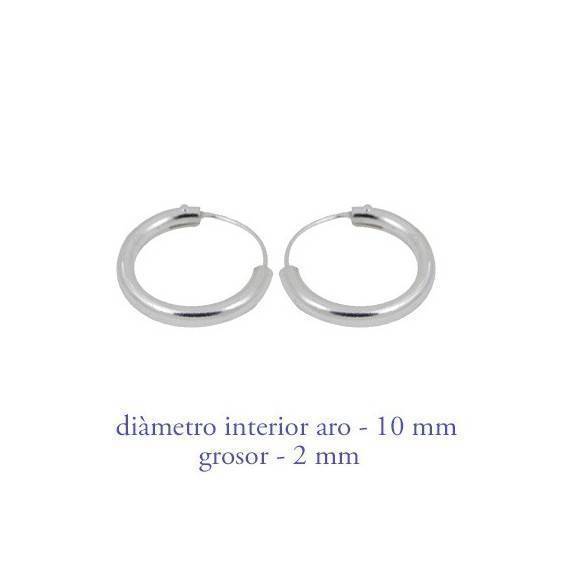 Boucles d'oreille en argent anneau homme, epaisseur 2 mm, diametre 10 mm. Prix par unite