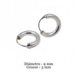Boucles d'oreille en argent anneau homme, epaisseur 3 mm, diametre 9 mm. Prix par unite