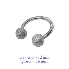 Piercing pezón aro abierto con bolas mate, 1,6mm grosor, 12mm diámetro, color acero.